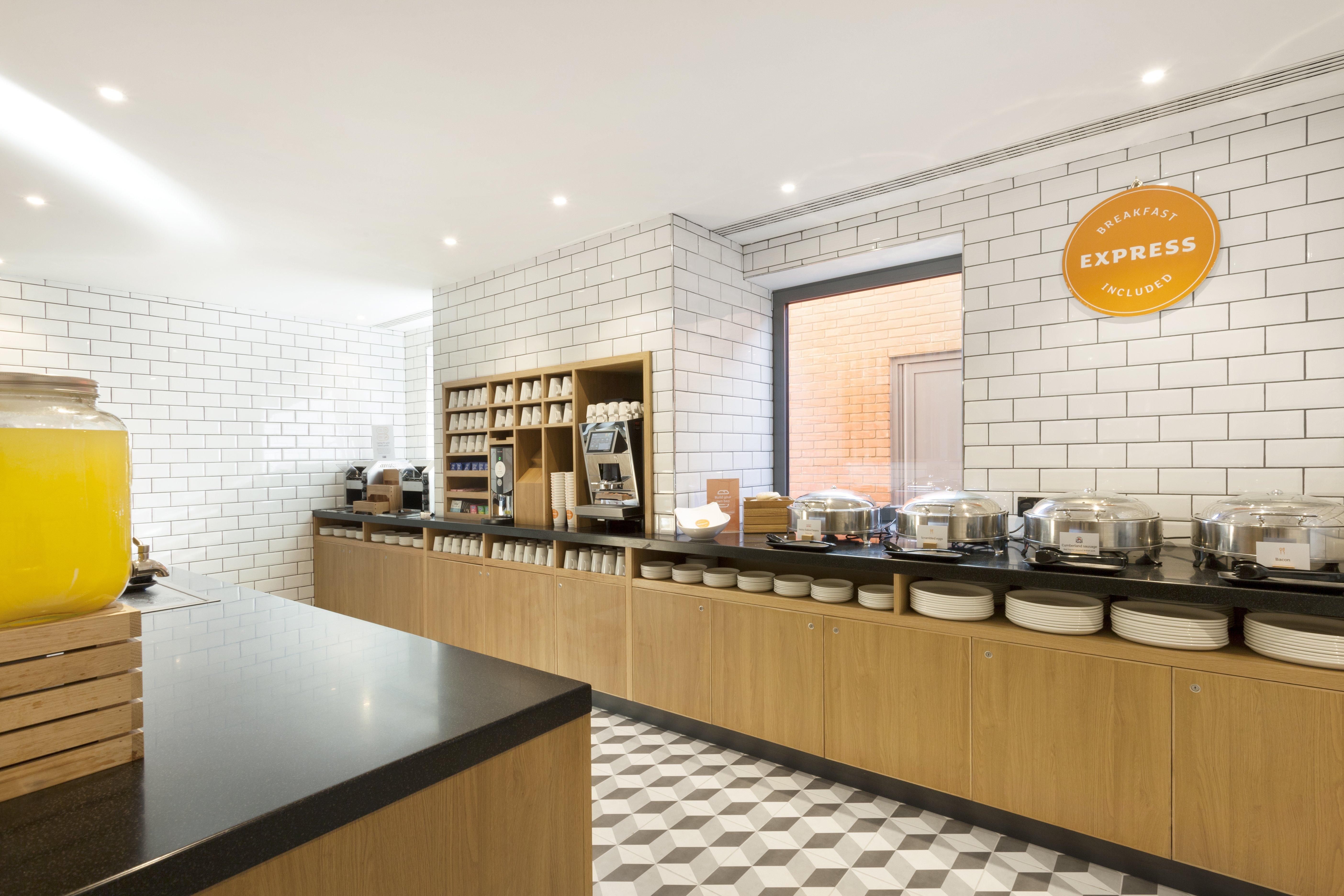Holiday Inn Express St. Albans - M25, Jct.22 St Albans Esterno foto