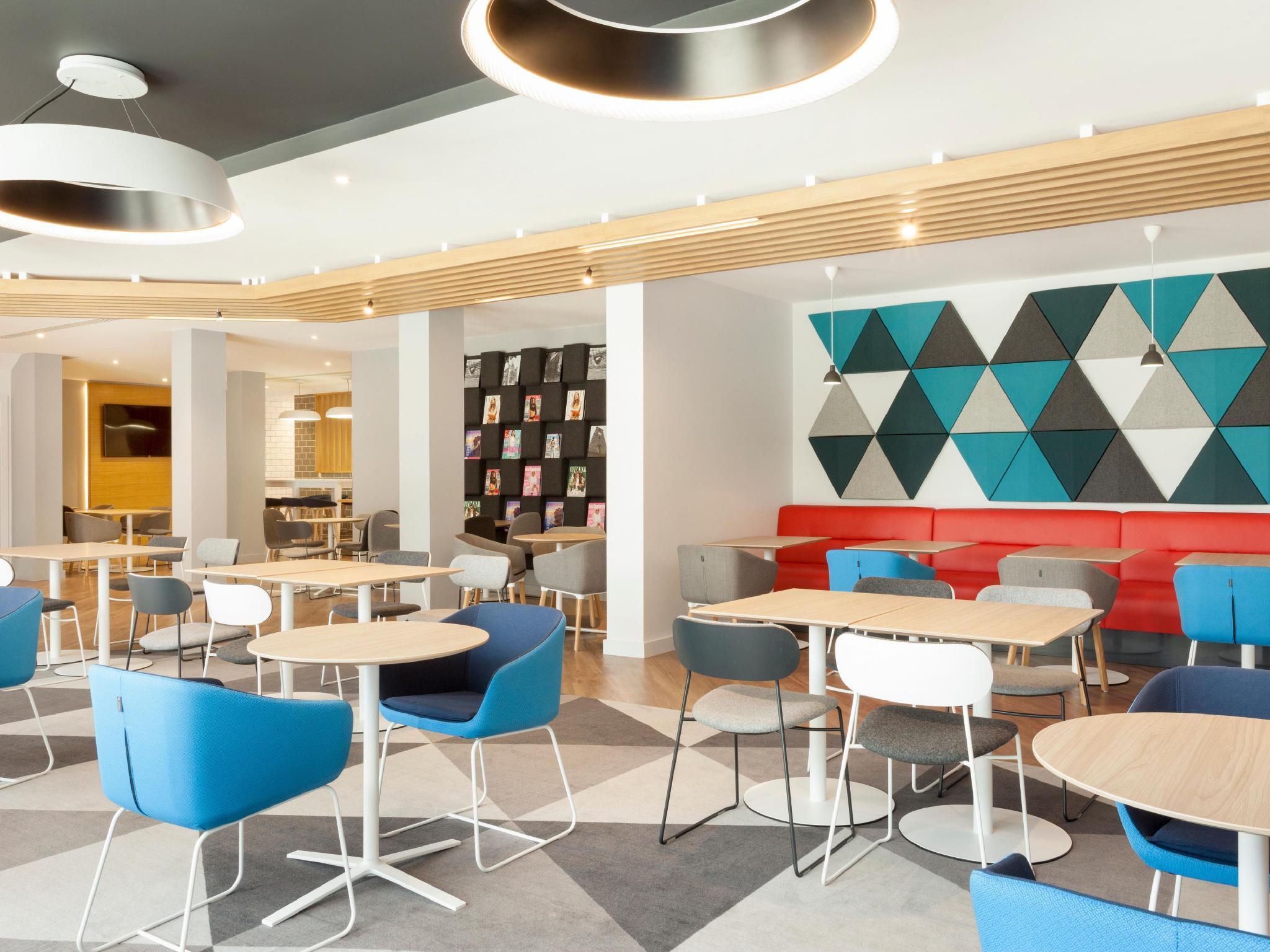Holiday Inn Express St. Albans - M25, Jct.22 St Albans Esterno foto