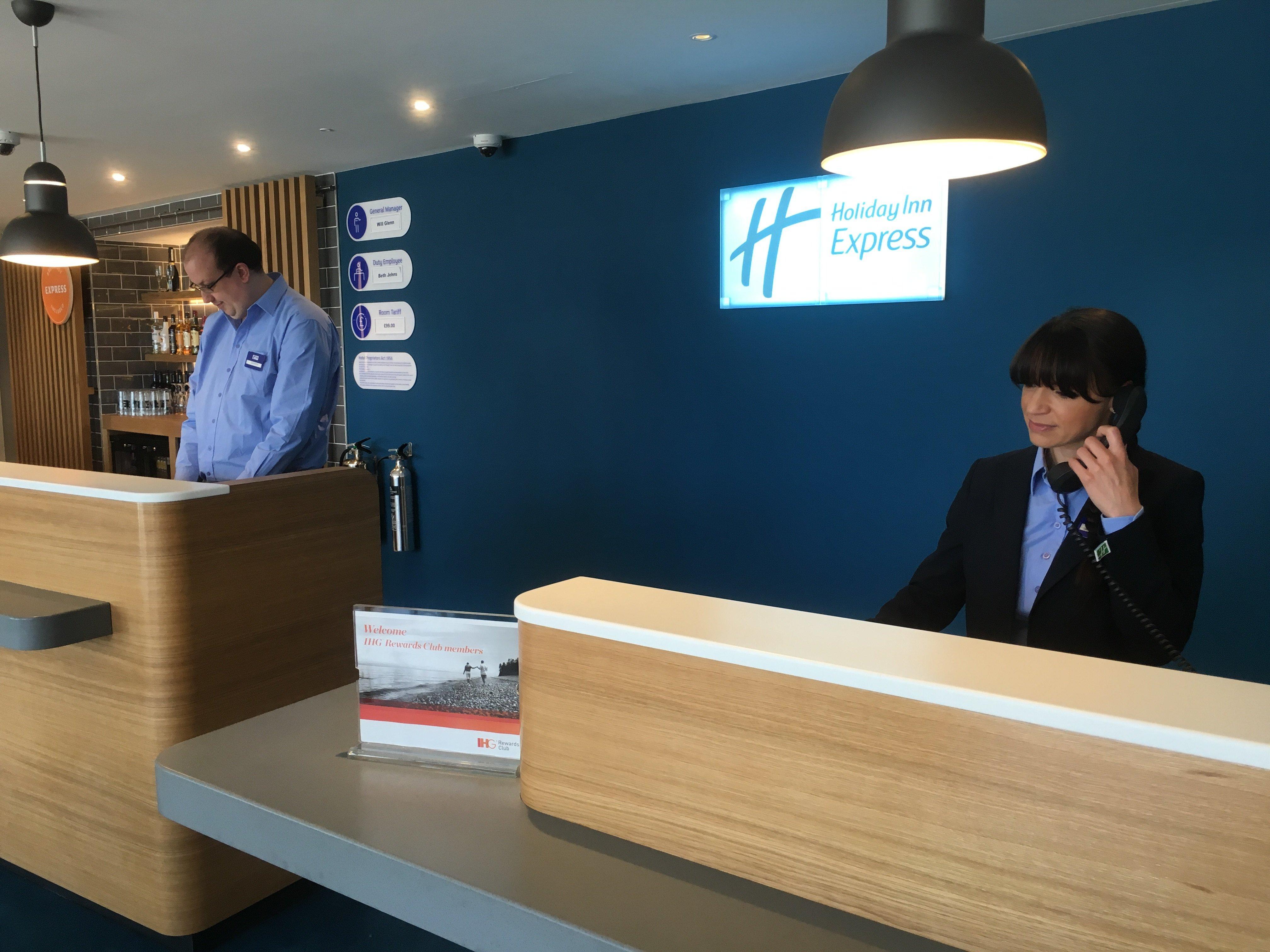 Holiday Inn Express St. Albans - M25, Jct.22 St Albans Esterno foto