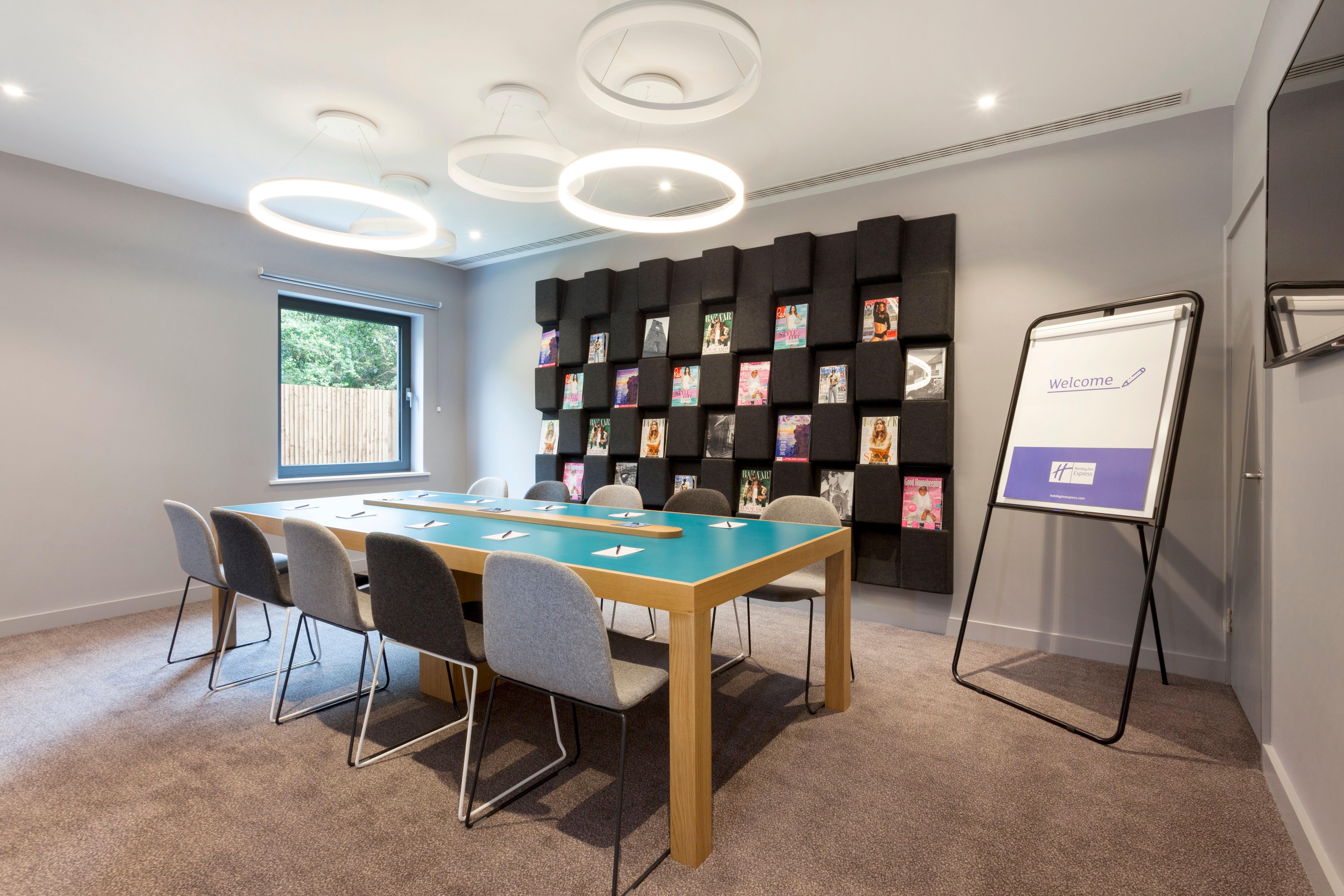 Holiday Inn Express St. Albans - M25, Jct.22 St Albans Esterno foto