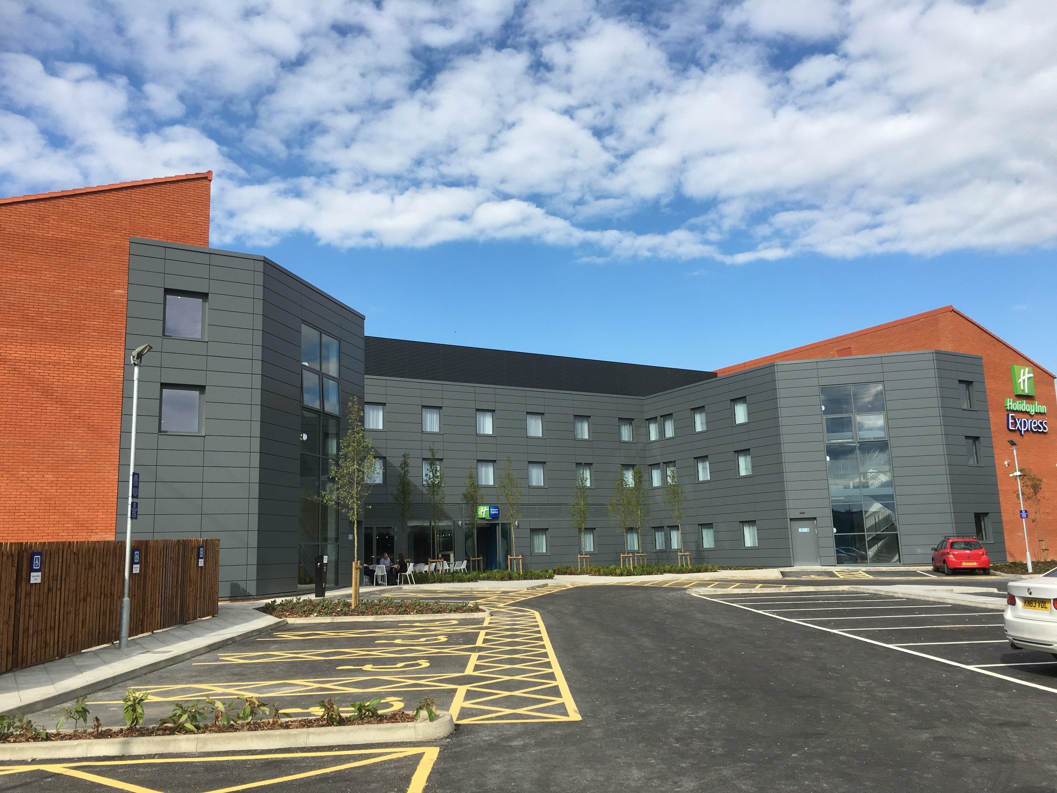 Holiday Inn Express St. Albans - M25, Jct.22 St Albans Esterno foto