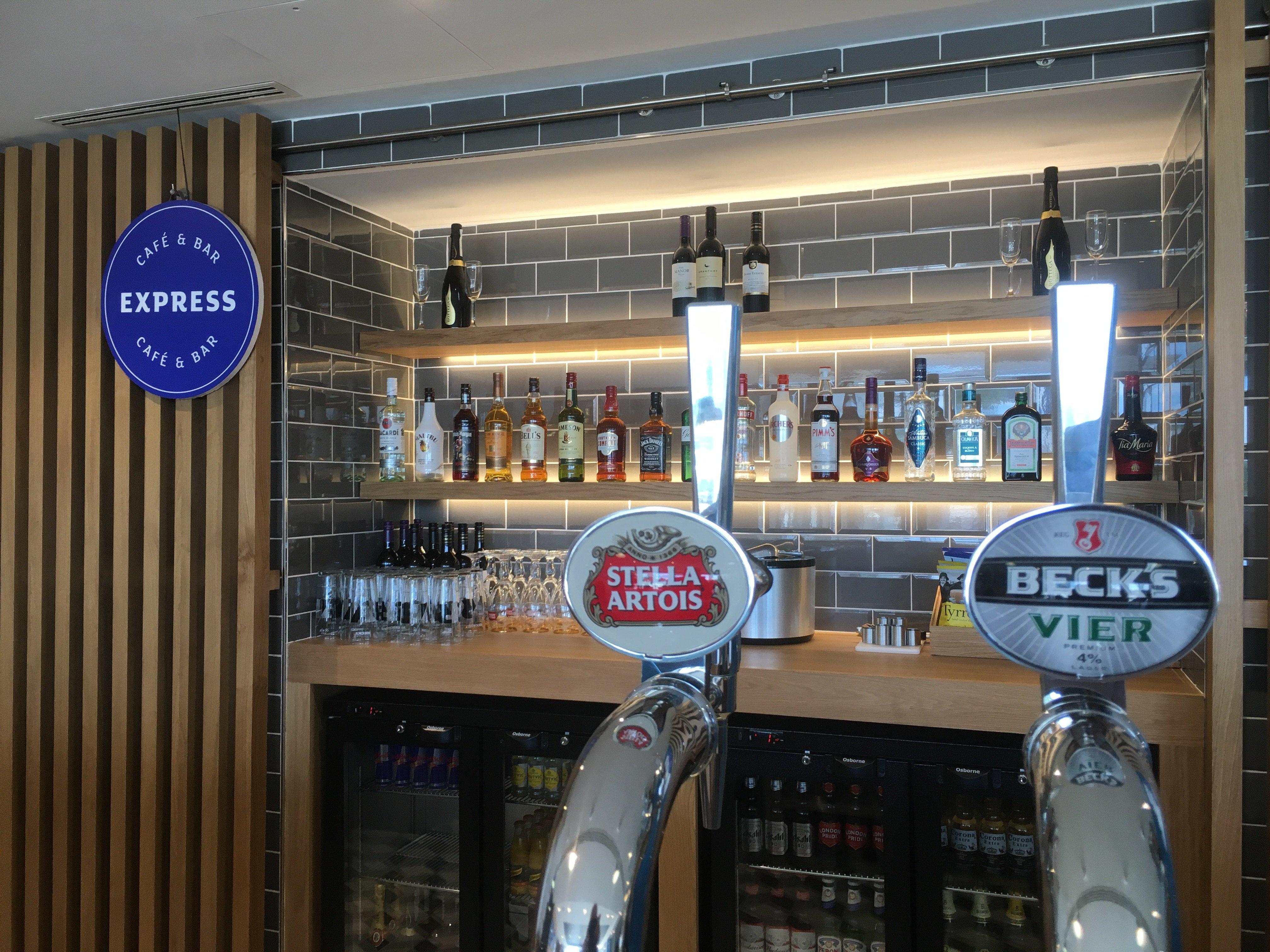 Holiday Inn Express St. Albans - M25, Jct.22 St Albans Esterno foto